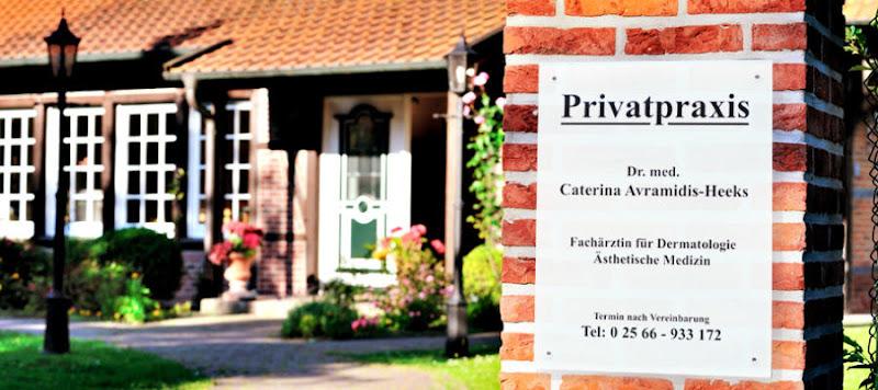 Bild von Dr. med. Caterina Avramidis-Heeks - Fachärztin für Dermatologie | Hautärztin & Ästhetische Medizin